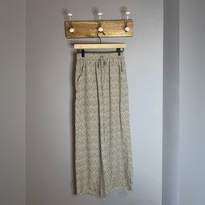 Sienna sky size M pants (IT# 0027)
